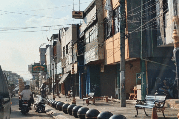 royal-baroe-serang-gubernur-banten-walikota-resmikan-ikon-wisata-baru