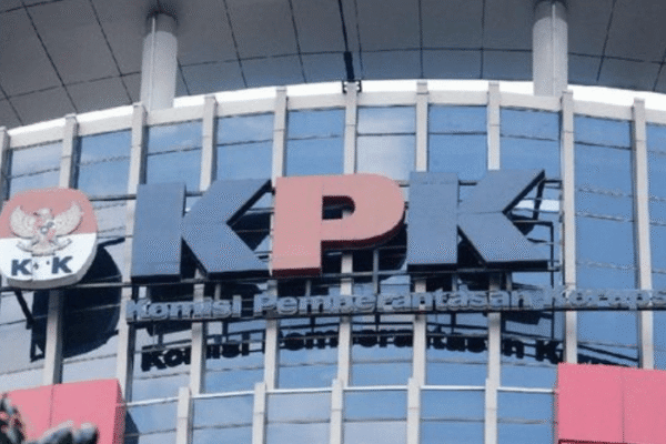 Singkatan KPK ( Komisi Pemberantasan Korupsi )