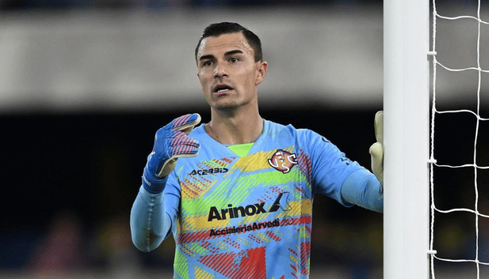 Emil Audero Pahlawan Cremonese: Kiper Indonesia yang Jadi Salah Satu yang Terbaik di Serie A